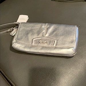 NEVER USED AUTHENTIC COACH CLUTCH